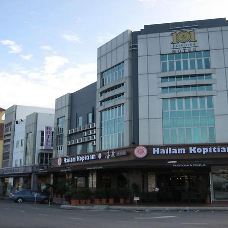 101 Lake View Hotel Puchong Exterior foto